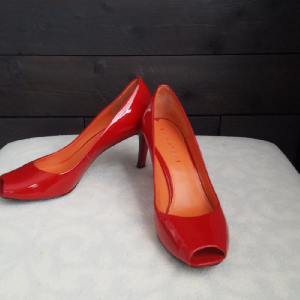 leather upper shoes